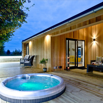 Holiday Lodge