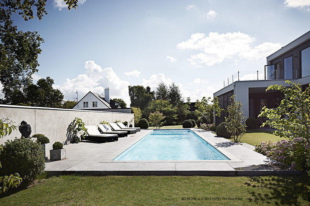 Modern Pool by Architecture by Lofti