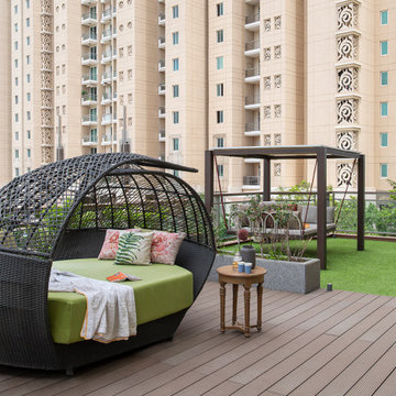 DLF Magnolias Apartment