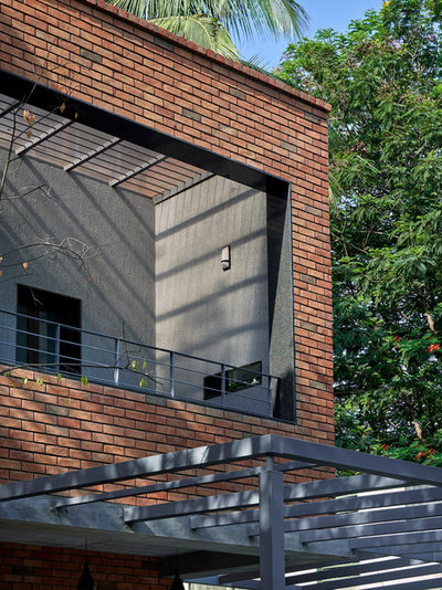 Modern Terrace by Alok Kothari Architects