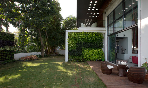 Contemporary Deck by Sunil Patil And Associates