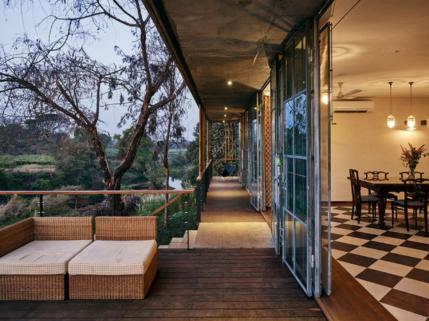 Contemporary Balcony by Architecture BRIO