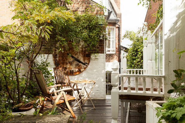 Shabby-Chic Style Terrace by Chris Snook
