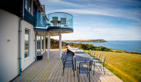 Houzz Tour: A Modern Holiday Home With a Twist on the Cornish Coast