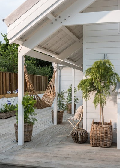 Tropical Deck by Unique Homestays