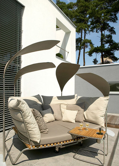 Modern Terrasse by nicolai fuhrmann product design