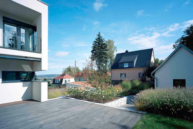 This is an example of a contemporary terrace in Dresden.