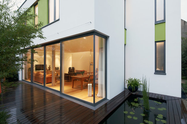 Modern Terrasse by Ewen Architektur Innenarchitektur