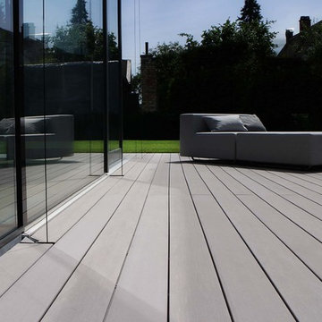 Modernes Design - zeitlose Terrasse mit WPC Terrassendielen