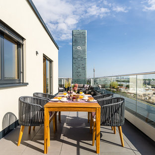 Unbedeckte, Mittelgroße Moderne Dachterrasse im Dach in München