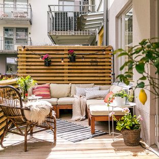 Esempio di una terrazza nordica di medie dimensioni