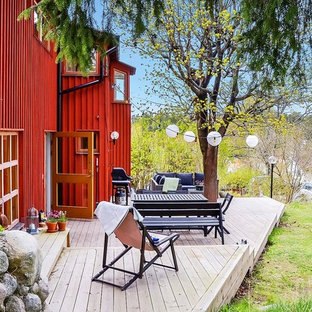 Idée de décoration pour une terrasse nordique de taille moyenne avec aucune couverture.