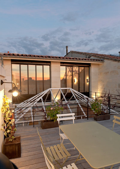 Industriel Terrasse en Bois by Atelier Ferret Architectures