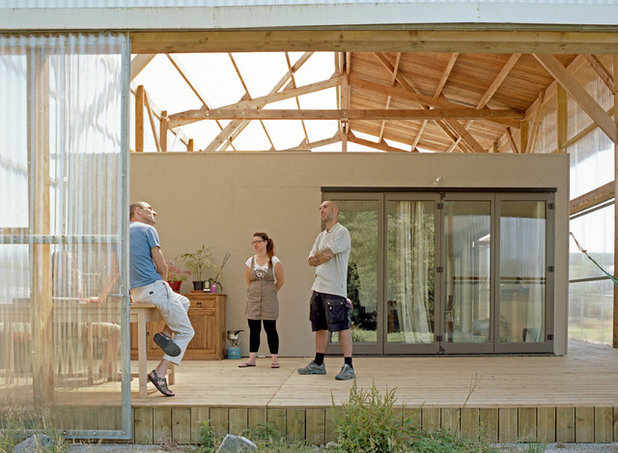 Campagne Terrasse en Bois by BNA Boris Nauleau Architectures