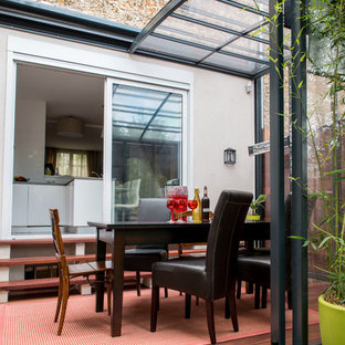 Idées déco pour une terrasse contemporaine de taille moyenne.