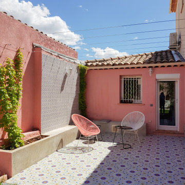Une terrasse à l'ombre