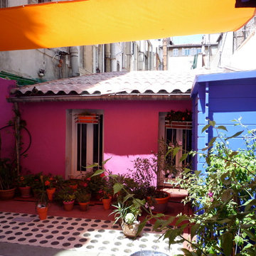 Une Terrasse bleue et rose en ville, ou comment valoriser son bien !