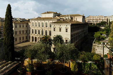 ローマにあるおしゃれなテラス・中庭の写真