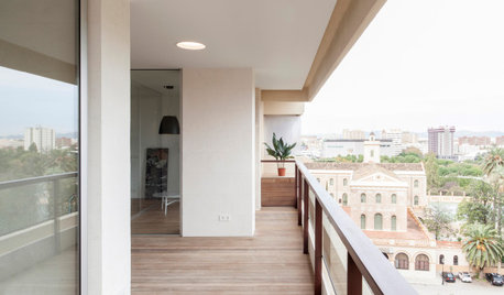 Casas Houzz: Estilo minimal en un piso con una terraza increíble