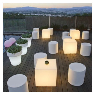 Cubos con luz - Modern Terrace Other - by | Houzz IE