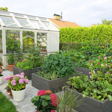 Köksträdgård och Växthus av återvunnet glas