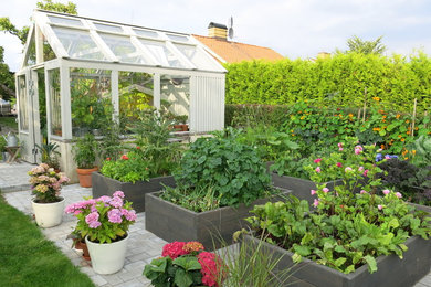 Inspiration for a scandi garden in Gothenburg.