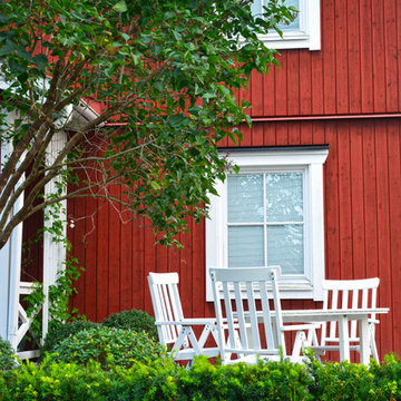 SOLLENTUNA STOCKHOLM klassisk trädgård med varm och enkel känsla