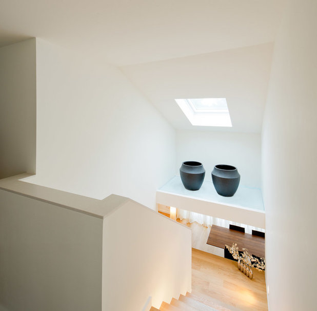 Modern Treppen by Ferreira | Verfürth Architekten