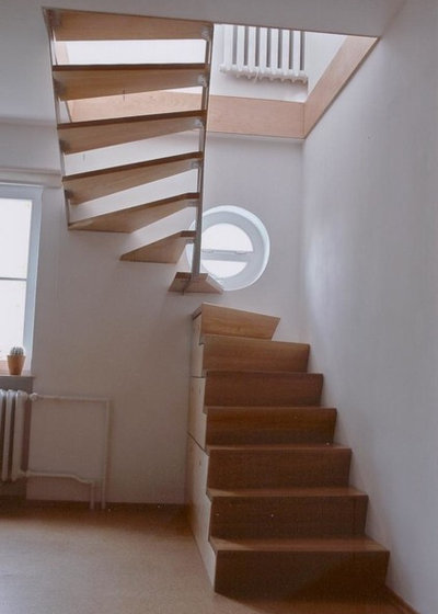 Modern Treppen by Mitsching Möbel & Räume nach Maß