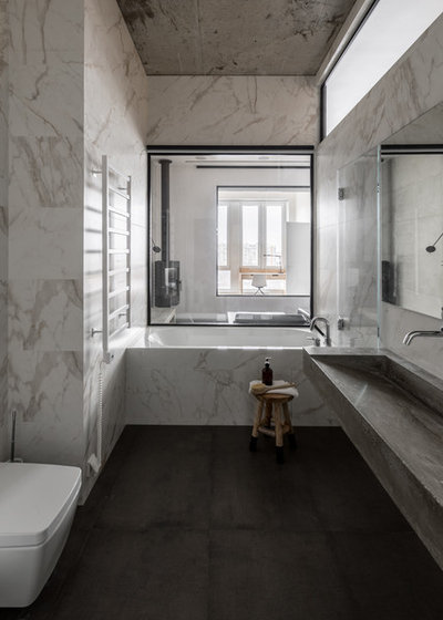 Современный Туалет by Архитектурная студия Ruetemple