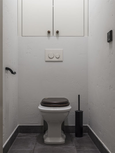 Современный Туалет by MO interior design