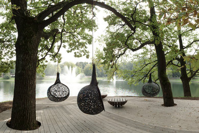 Design ideas for a contemporary garden in Moscow.