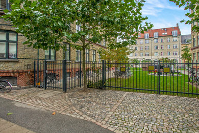 コペンハーゲンにある北欧スタイルのおしゃれなテラス・中庭の写真