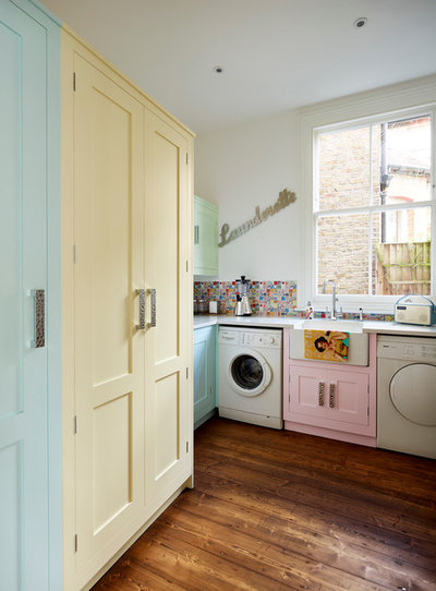 Traditional Laundry Room by Harvey Jones Kitchens