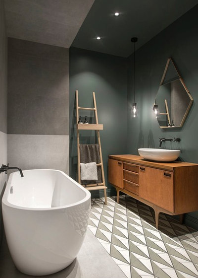 Scandinavian Bathroom by INT2architecture