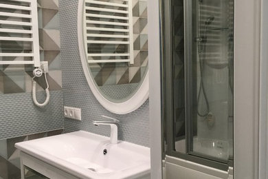 モスクワにあるトランジショナルスタイルのおしゃれな浴室の写真