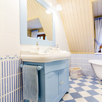 Ванная прованс в пастельно-голубом цвете