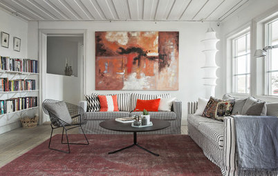 Houzz Tour: Personal Warmth in a 90-Year-Old Swedish Villa