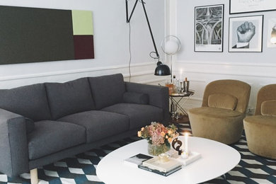 This is an example of a midcentury living room in Stockholm.