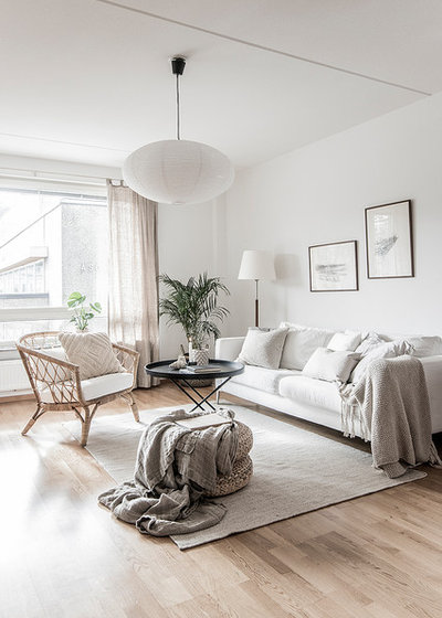 Scandinavian Living Room by Francos Corner AB