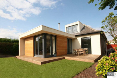 Design ideas for a medium sized modern veranda in Other.
