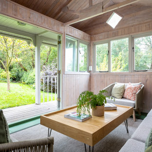 Inspiration for a medium sized nautical veranda in Gloucestershire.