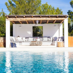Immagine di un portico mediterraneo