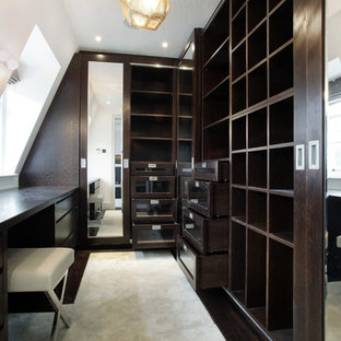 Modernes Ankleidezimmer in London