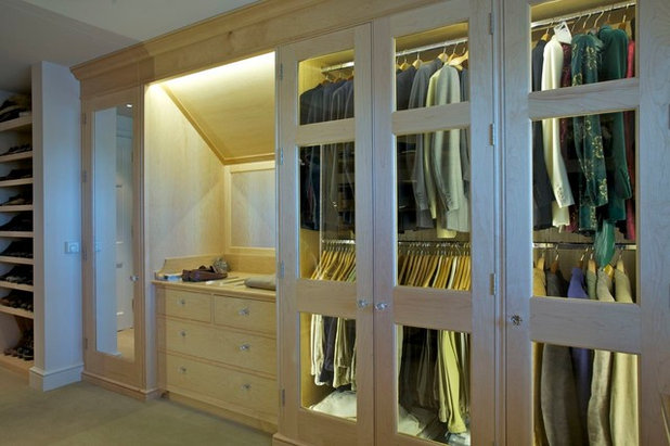 Modern Wardrobe by Rupert Cordle Town & Country
