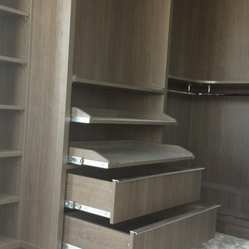 Walk In Wardrobe London - Marathon House
