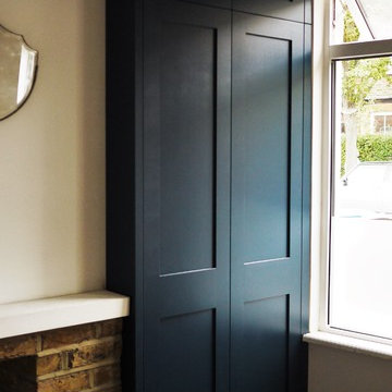 Wardrobe shaker style doors