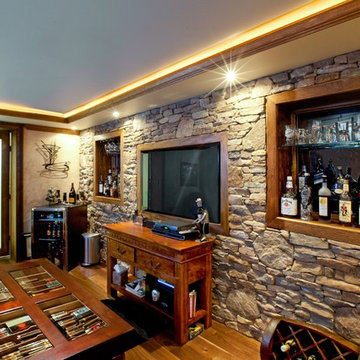 Cigar and wine room