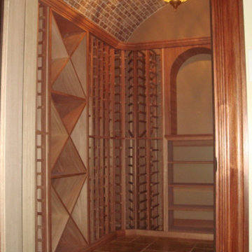 Custom build vine cellar and tasting room