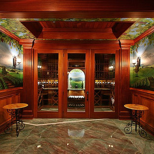 Idee per una cantina chic di medie dimensioni con pavimento in marmo, portabottiglie a vista e pavimento verde